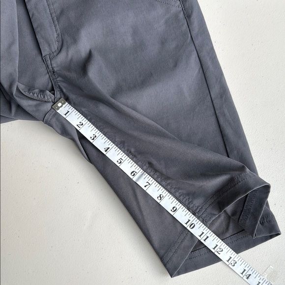 Prana Dark Gray Halle Bermuda Shorts Hiking Biking Outdoors - Picture 13 of 16